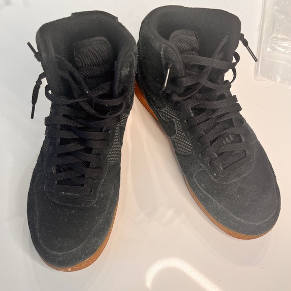 ❌️SOLD❌️Air Jordan 1 High ‘07 LV8 “Black Gum” - Picture 7 of 10